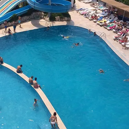 Hotel Penguen 3*
